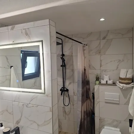 Oaza Mira 1 فيلة *